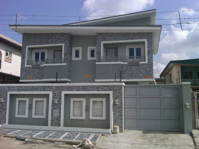 4BEDROOM SEMI-DETACHED HOUSE